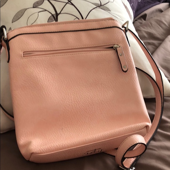 b.o.c Pink Crossbody Bag - Picture 5 of 7